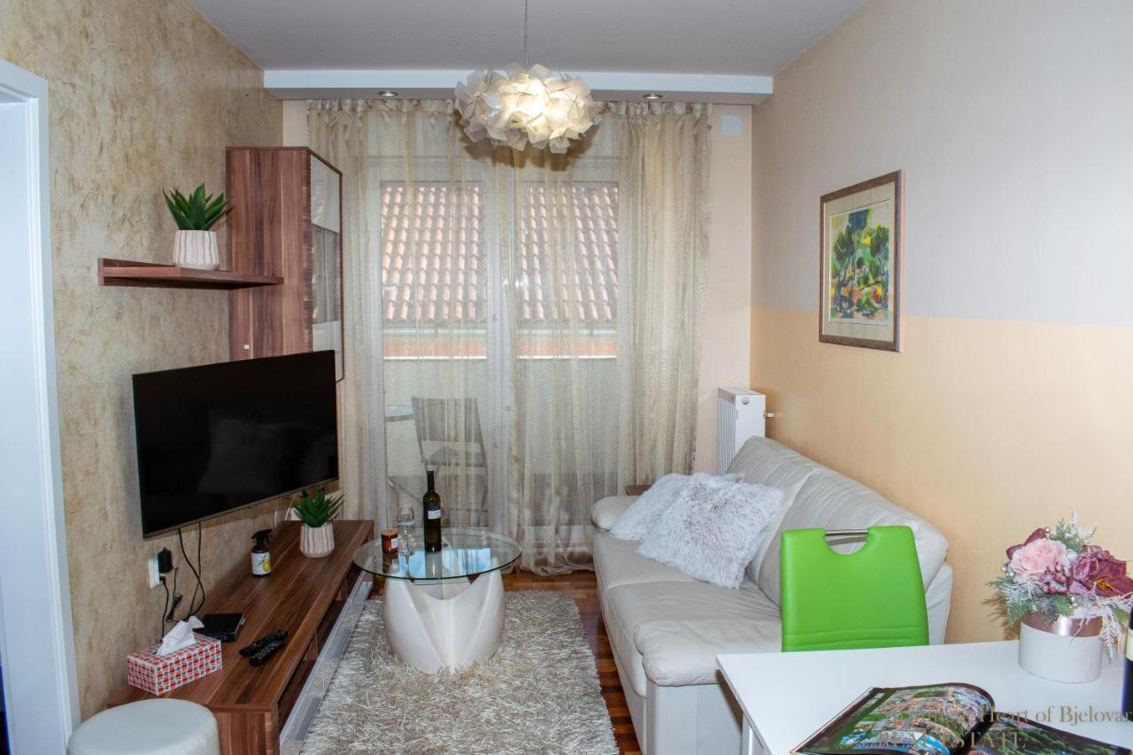 Apartment Heart Of Бйеловар Екстериор снимка
